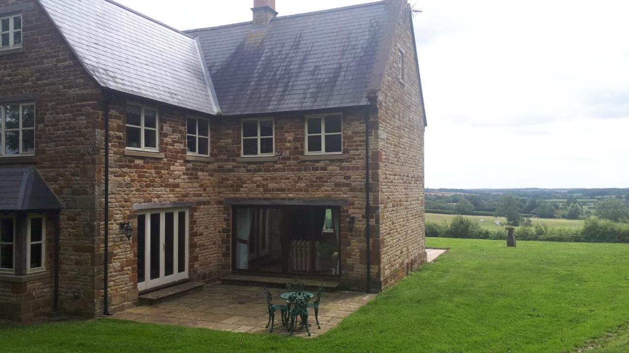 Cockley Hill Farm Bed&Breakfast Brackley  Exteriör bild